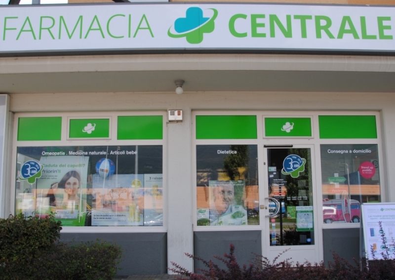 Farmacia Centrale Cadenazzo, Via Cantonale, 6593 Cadenazzo, Svizzera