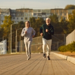 Le thème de la longévité est devenu de plus en plus tendance au cours des dernières années. Il ne s'agit pas seulement de maximiser la durée de vie, mais aussi de maintenir la qualité de vie à un âge avancé. 